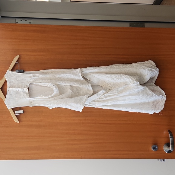 Objects Without Meaning Gauze Romper Size Medium - Picture 16 of 16